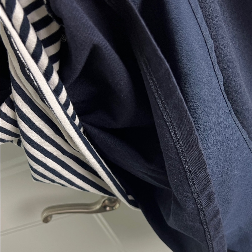 Very cute! MARELLA Navy Shift Dress with Black and White Striped Sleeves - Picture 5 of 12